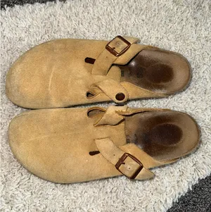 Birkenstock suede taupe clog slip on women’s 9 thumbnail 2