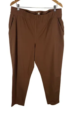 Aritzia The Group by Babaton Cognac Tapered Stretch Pants XL High‎ Rise Pockets thumbnail 1