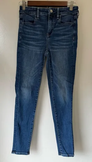 American Eagle Outfitters (AEO) Hi-Rise Jeggings (4Short) thumbnail 1