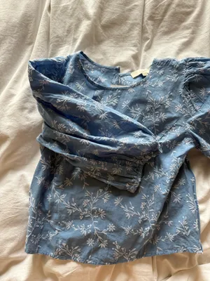 Loft Blue Floral Blouse thumbnail 4