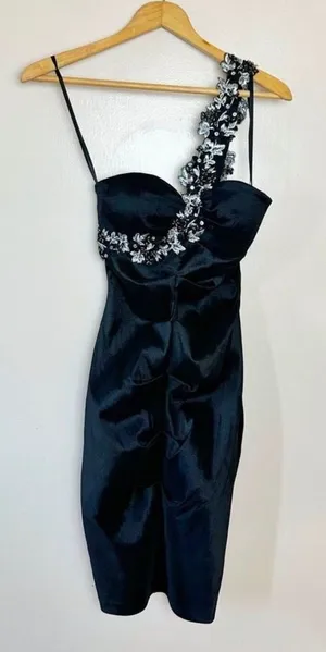 CLEARANCE! Black DJ-Jaz Formal Gown Y2K Size 4 NWT thumbnail 1