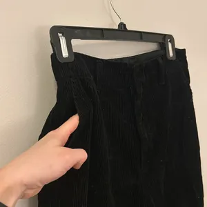UNIQLO wide leg corduroy black high rise pants size 4! thumbnail 10