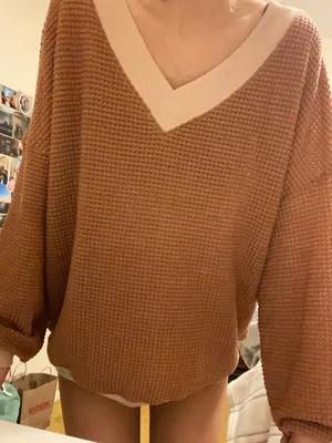 Listicle Sweater thumbnail 5