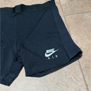 Nike Air Black Performance Shorts thumbnail 2