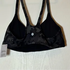 Lululemon Wunder Train Strappy Racer Bra A/B NWT. Size 12. Color HLBM thumbnail 4