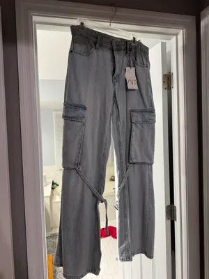 Cargo Jeans thumbnail 2
