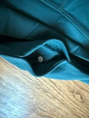 Lululemon BRAND NEW SOLD OUT leggings thumbnail 3