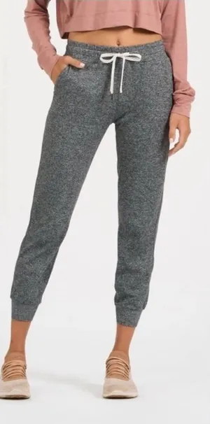 Vuori Performance Jogger in Heather Gray thumbnail 1