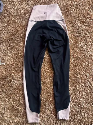 Nike Dri-Fit Leggings Women’s black with pink strips on the side thumbnail 2