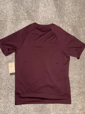 Nike A.P.S. Dri-FIT ADV Short-Sleeve Versatile Training Top thumbnail 3