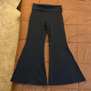 Aerie Offline Super Flare Foldover High Rise Black Flared Yoga Pants thumbnail 1