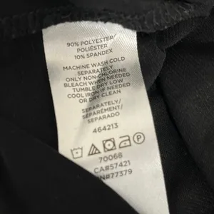 Ann Taylor Women's Black Sleeveless Notch V Neck Tank Blouse Shirt Top Size S thumbnail 4