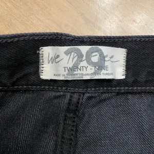 NWT Free People We The Free Maggie Mid-Rise Straight-Leg Distressed Jeans 29 thumbnail 7