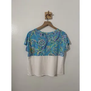 Lilly Pulitzer Womens Finn Crop Top Bermuda Blue Turtle Print Dolman Sleeve Med thumbnail 5