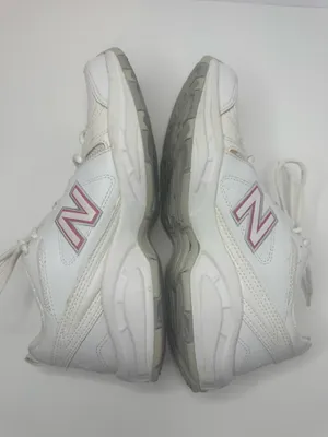 New Balance 608V3 Walking Training Sneakers Size 9B thumbnail 5