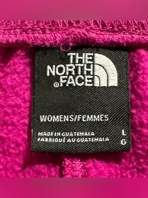 The North Face half dome logo shorts in magenta pink size Large thumbnail 7