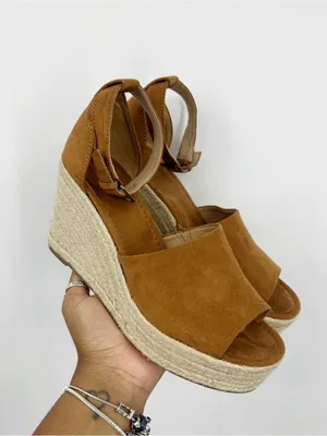 Universal Threads Tan Boho Wedge Sandals Women's Size 8.5 thumbnail 10