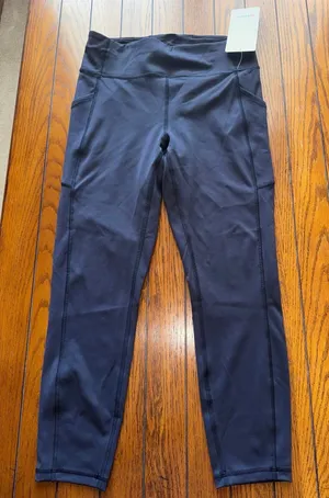 Lululemon Invigorate With Pockets High Rise 25” Black Size 10 NWT thumbnail 1