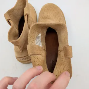 UGG Classic Unlined Mini Perf 1016852 Tan Perforated Suede Ankle Boots Womens 7 thumbnail 6