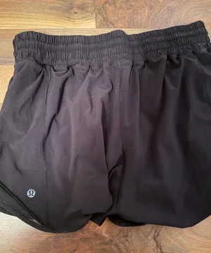 Lululemon Shorts thumbnail 2