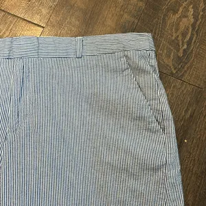 Womens Shorts-BANANA REPUBLIC-blue/white striped‎ seersucker Bermuda Size 14 thumbnail 2
