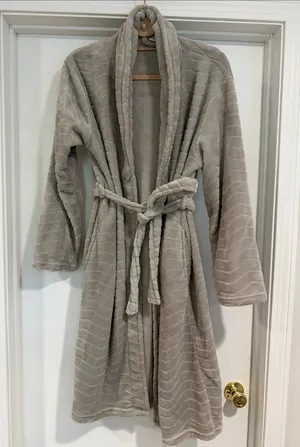 Source Unknown Plush Hoodless Robe in Light Gray thumbnail 1