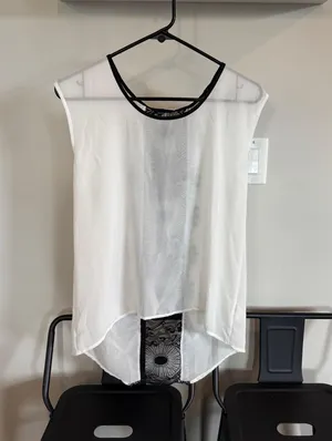 Francesca's Top thumbnail 1