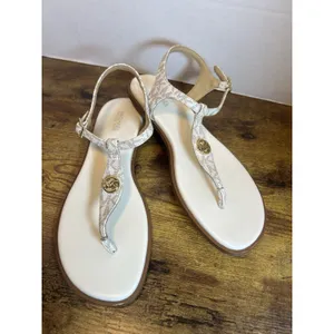 Michael Kors MK Logo Thong Sandals Womens Size 9M Ivory Gold T-Strap Buckle Shoe thumbnail 8