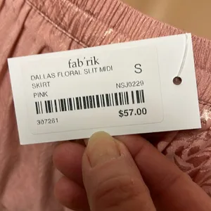 NWT fab’rik Pink Dallas Floral Slit Midi Skirt size S thumbnail 3
