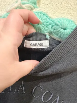 Garage dark grey crewneck size xs thumbnail 2