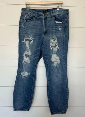 Judy Blue Women’s 18W Boyfriend Fit Distressed Jeans Stretchy thumbnail 1