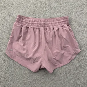 Lululemon Hotty Hot Shorts High Rise 2.5" Rose Blush Athletic Athleisure Women 8 thumbnail 2