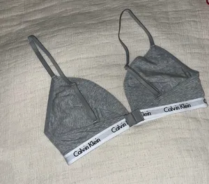 Calvin Klein Bralette thumbnail 2