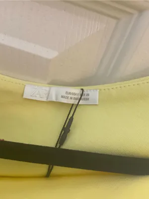 NWT ZARA Pale Yellow Asymmetric Ruched Midi Dress - Size Small thumbnail 5