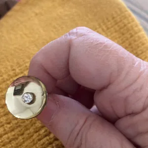 Elegant screw back earrings thumbnail 2