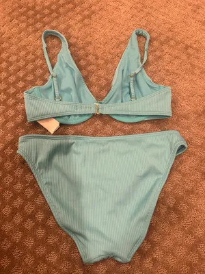 Hollister Swimsuit thumbnail 2