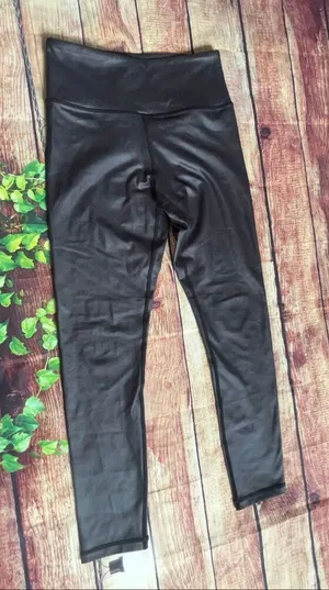 Zyia Active Shiney Black Leggings Size 4 thumbnail 1