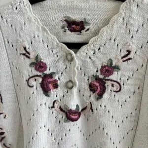 Handmade Vintage Women's Unique Floral Knit White Sweater Button Details Medium thumbnail 3