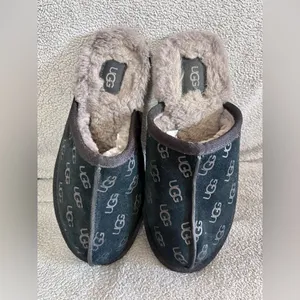 UGG Australia Women's Pearle Embossed Slippers 7 Black Logo Suede Shoes Home thumbnail 8