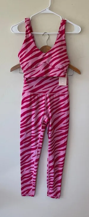 NWT Wilo The Label Contour Pink Zebra Print Sports Bra and leggings Women's S thumbnail 1