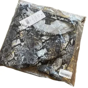 French Connection Snake Print Top Women’s Size Small Neutral Short Sleeve NWT thumbnail 2