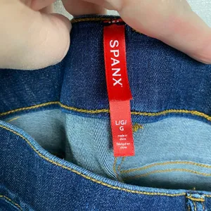 Spanx Midnight Shade Pull On Flare Jeans Sz.L thumbnail 10
