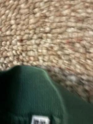 Uniqlo Cropped Tank Top thumbnail 4