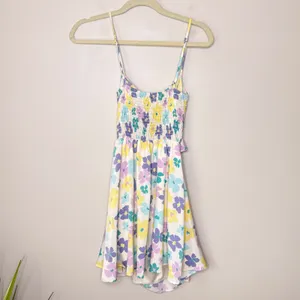NEW NWT Blue Blush‎ Floral Print Mini Dress SZ Small Smocked Back Flirty Cutaway thumbnail 4