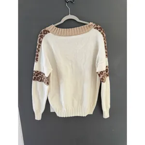 Daytrip Womens Leopard Print V-Neck Sweater Cream Brown Chevron Fall Medium thumbnail 5