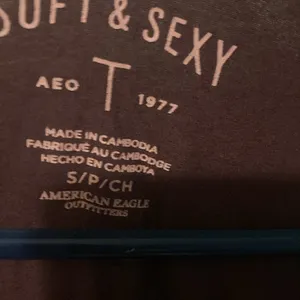American Eagle Outfitters Soft & Sexy Women’s Small Wine Color Long Sleeve Top thumbnail 2