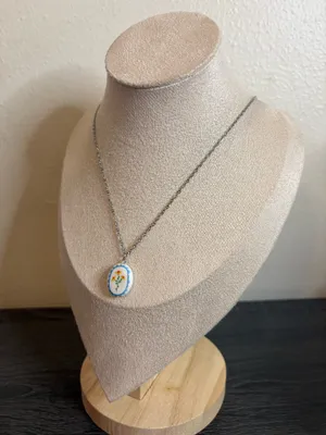 Handmade Silver Porcelain Flower Necklace thumbnail 4