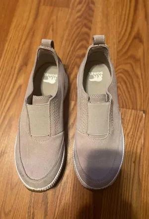 Sorel : out n about tan slip on women's shoes soft taupe size 7 thumbnail 4