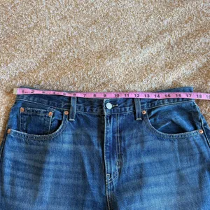 Levis Low Pro Straight Distressed Jeans Medium Wash Blue Denim Womens‎ Size 31 thumbnail 6