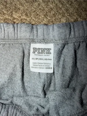 PINK Victoria's Secret Women’s Gray Fleece Jogger Sweatpants thumbnail 3